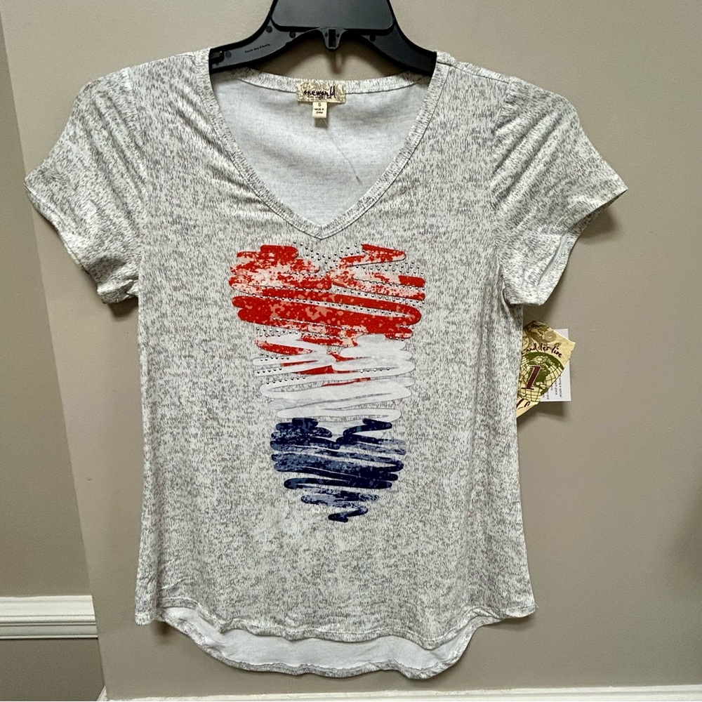 One World Sz S Patriotic T Shirt Gray Red White & Blue NWT Studded
